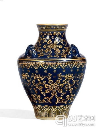 清乾隆 霁蓝釉描金缠枝西番莲纹四系鱼篓尊