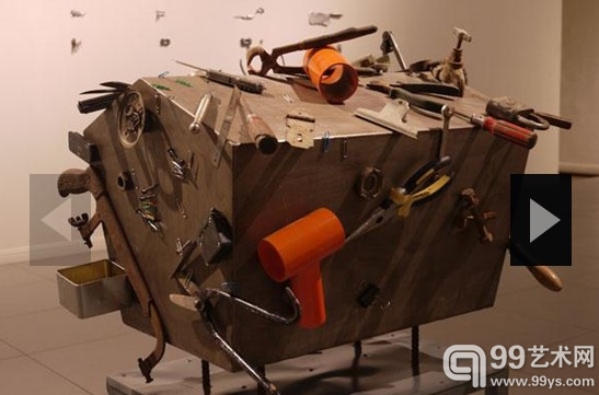 《物以类聚2号》 傅中望 60cm*50cm*45cm 2012年作