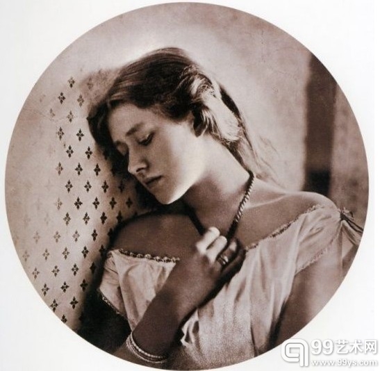 卡梅隆夫人在玻璃屋拍的十二年人物肖像