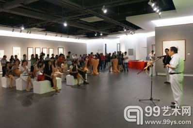 新闻发布会现场