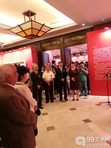 “时代印记——中国当代油画作品展”现场