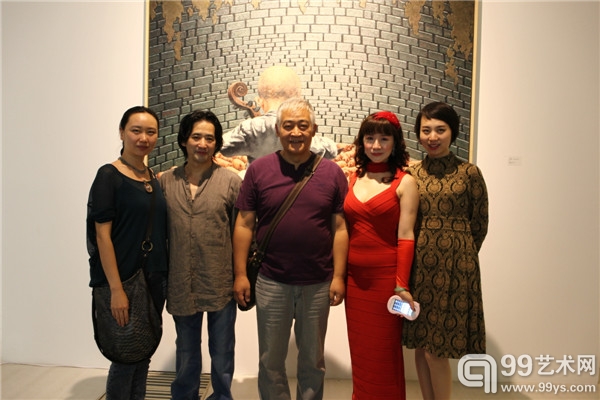 左起:陈卉、张林海、夏小万、Linda、王一妃