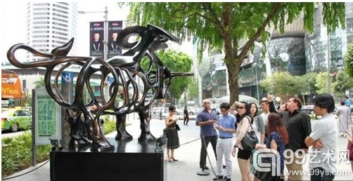艺术家Richard Texier在新加坡展出雕塑作品
