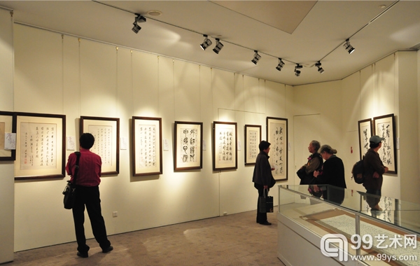 李琦书画展和李琦、冯真家藏展开幕现场