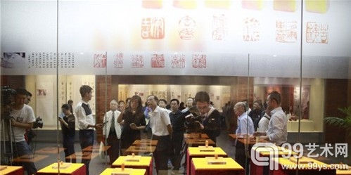 西泠印社200多件文物亮相杭州博物馆