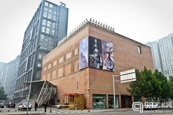自逐：于振立个展 海报
