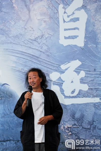 艺术家于振立