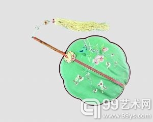 纳纱花蝶图面留青竹柄团扇