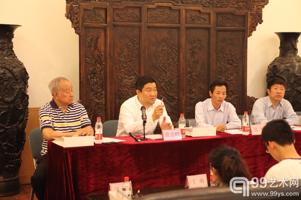山东美术馆馆长徐青峰