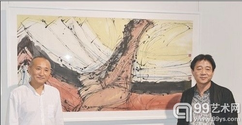 开幕现场 艺术家乔晓光(左)和灿艺术中心董事长李剑光(右)