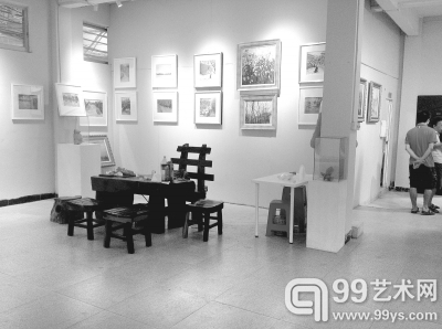 免费展览平台小画集市。