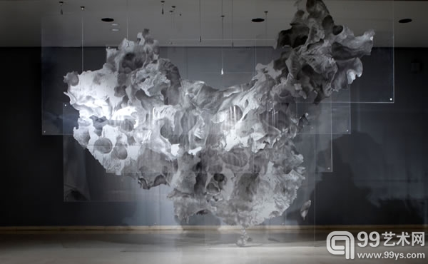 蔡小松，中国地图，绢本装置，350X270x80cm，2009年