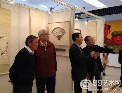 三位大师参观歌德拍卖精品展现场之一