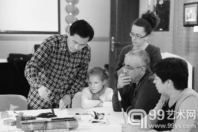 张建青老师悉心教授学员