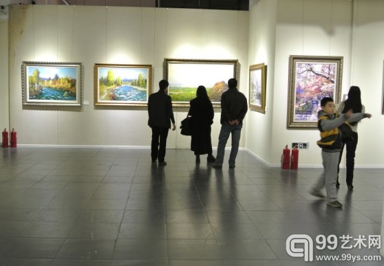 展览现场，作品深受观众喜爱。