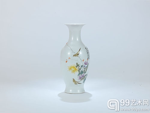 毕伯涛 粉彩“园圃秋意”瓷瓶 高 23.5cm