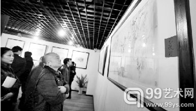 黄少牧个展在光谷微美术馆举行 包装一名画家每年200万
