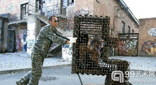 对话笼中人