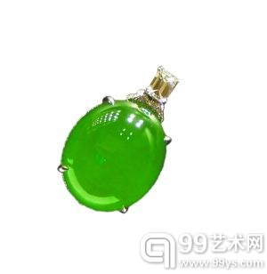 价值1亿元的翡翠吊坠是香港某市民的私人珍藏。
