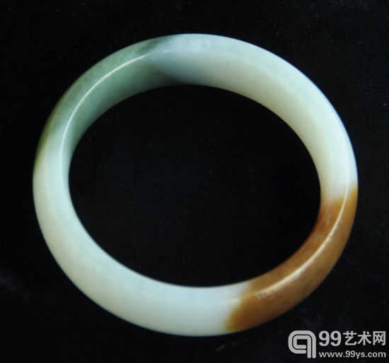 图6、多色和田玉手镯