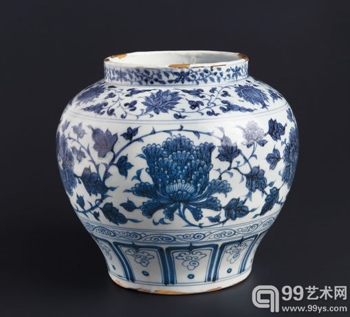 青花牡丹纹罐	