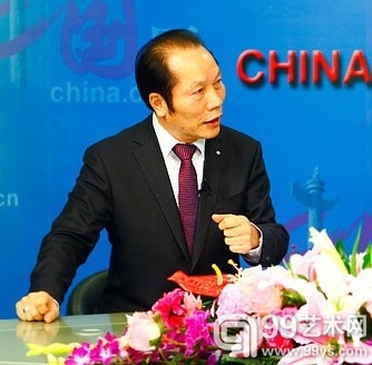万米书画长卷集成者--策划收藏家田太华先生