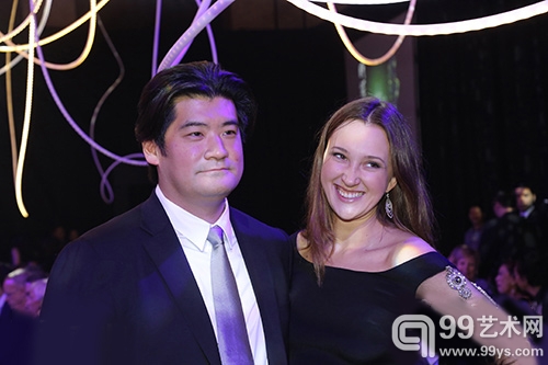 张明与俄罗斯收藏家玛丽亚·巴伊巴科夫