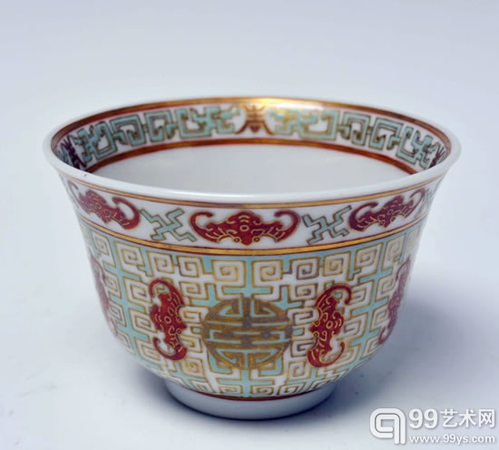 清  粉彩五福捧寿碗