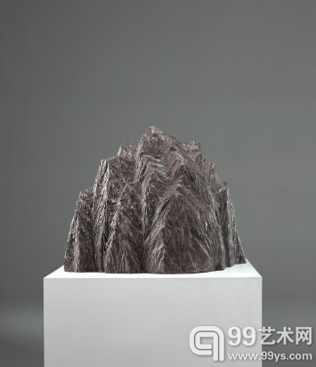 张伟(b.1968), 《山峰No.10》 (2006), 青铜