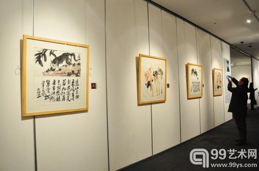 “天地神韵”——汤文选、汤立大写意花鸟画精品展现场