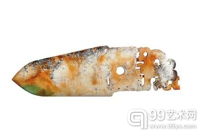 山东沂水纪王崮春秋墓葬出土的玉戈。