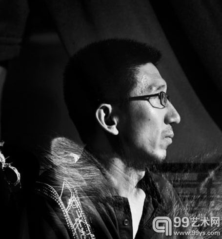 艺术家王兴伟