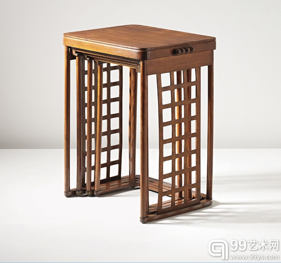 2.Attributed to Josef Hoffmann，Set of four nesting tables, model no. 988, 约1905，估价4,000 - 6,000英镑
