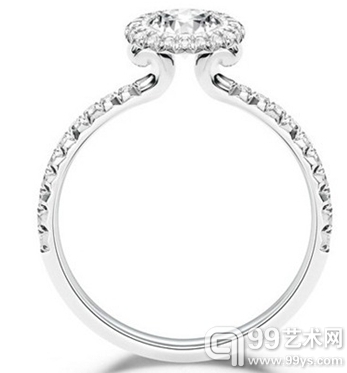 Piaget Passion 单钻订婚戒环，由铂金材质精制