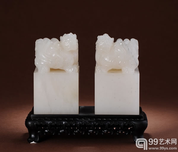 寿山荔枝洞石兽钮对章