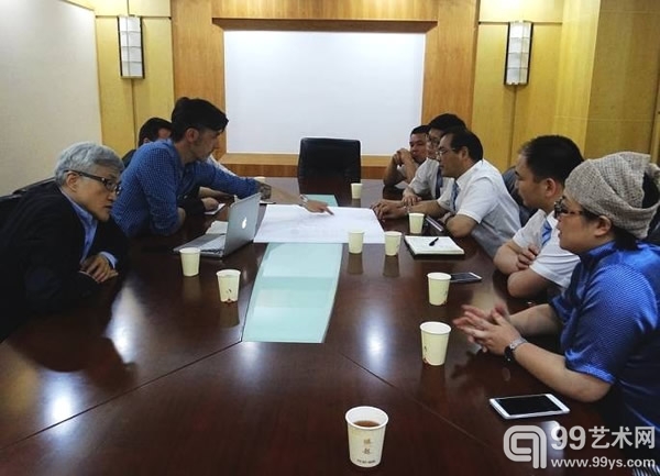 工程团队与黄河集团相关部门负责人沟通讨论