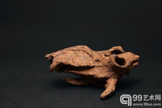 顶级越南芽庄黑土水沉原料 重约302g 成交价：120.75万元