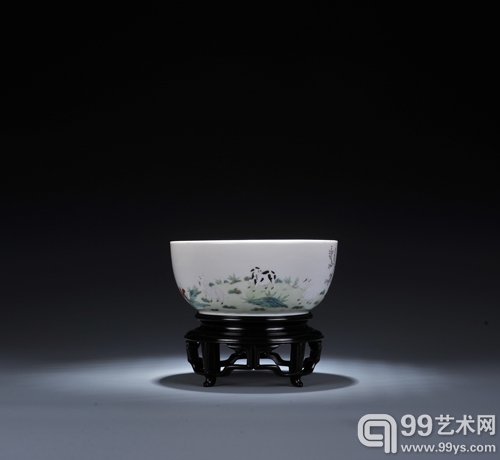 清道光 粉彩三羊开泰图墩式碗