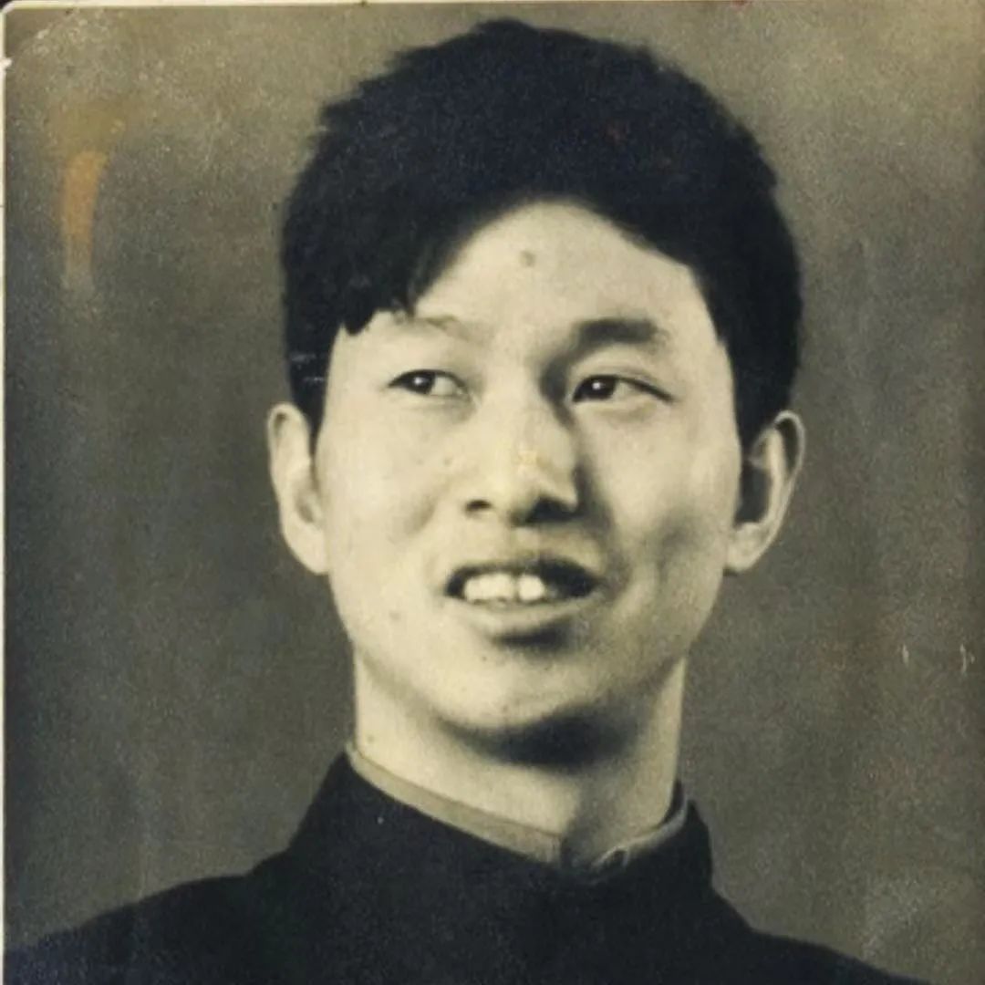 1953年,肖峰的照片