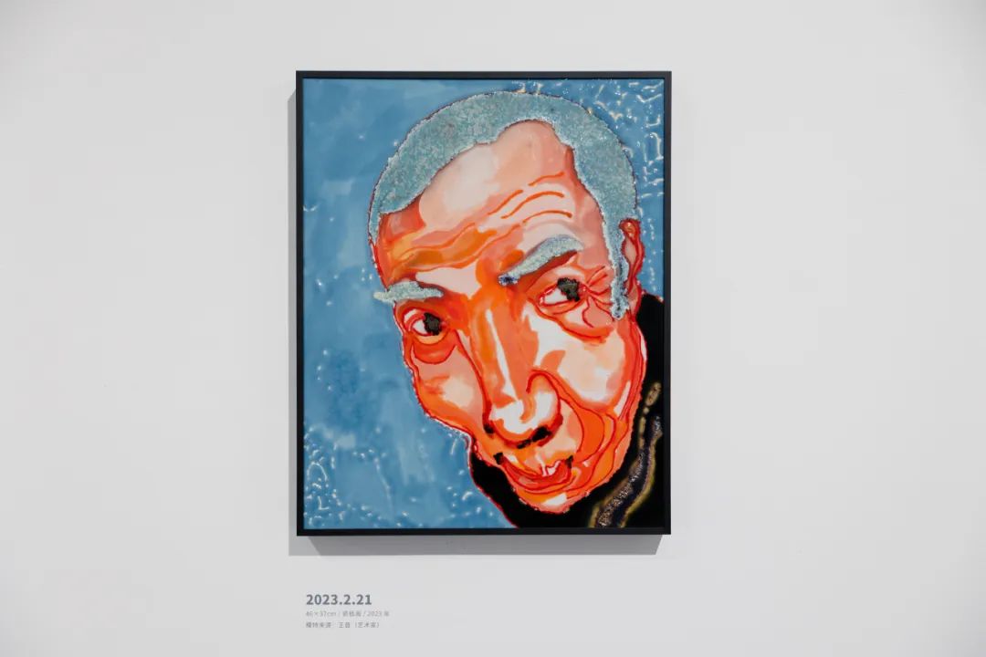 “大浪淘金——方力钧艺术展”现场 苏州金鸡湖美术馆