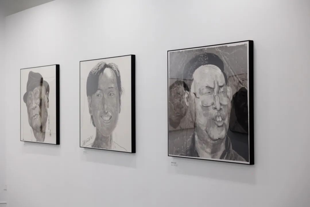 “大浪淘金——方力钧艺术展”现场 苏州金鸡湖美术馆