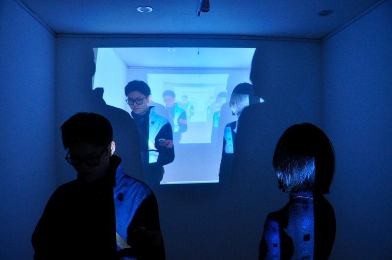 陈轫 Echo Chamber