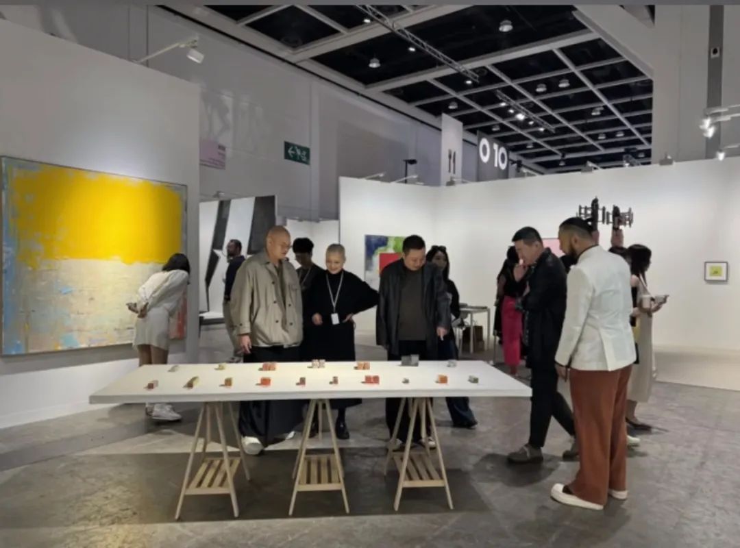 2026巴塞尔艺术展香港展会现场，墨方