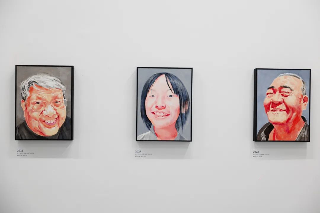 “大浪淘金——方力钧艺术展”现场 苏州金鸡湖美术馆