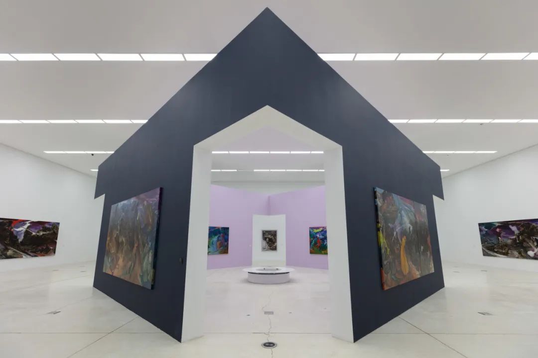 傅饶《极光》展览现场 红砖美术馆