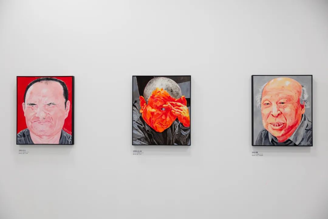 “大浪淘金——方力钧艺术展”现场 苏州金鸡湖美术馆