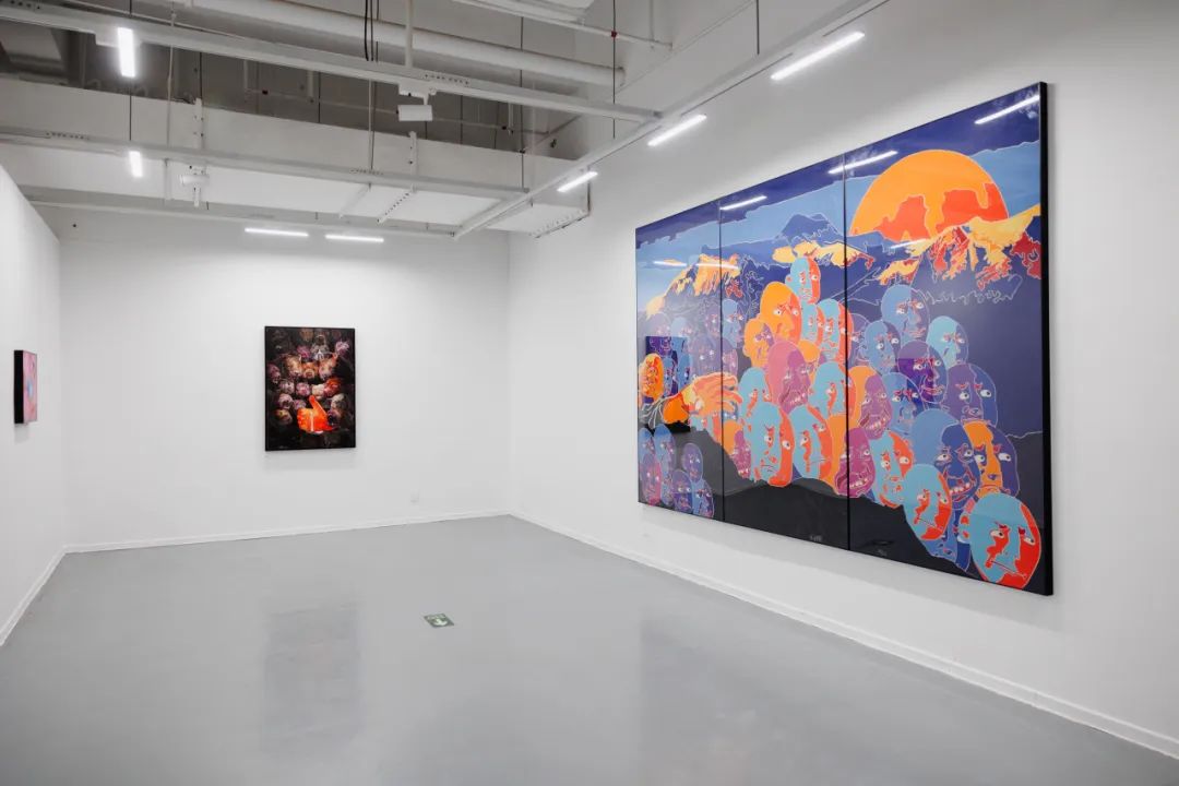 “大浪淘金——方力钧艺术展”现场 苏州金鸡湖美术馆