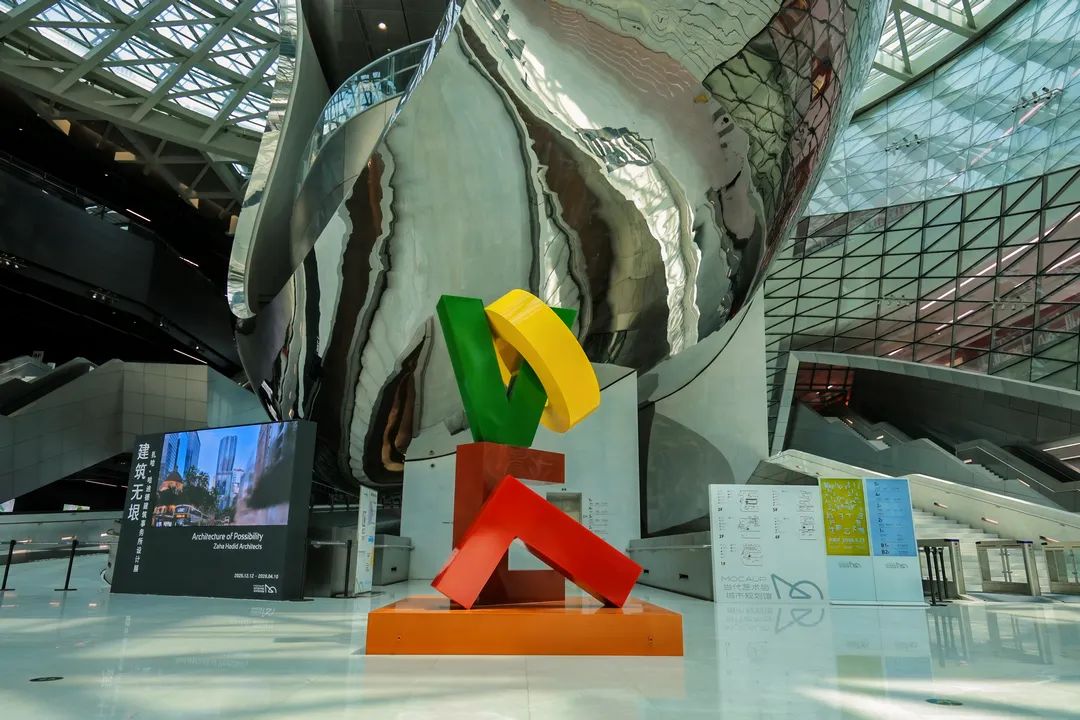 &ldquo;烈日下的行走&mdash;&mdash;艾敬艺术展2026&rdquo;展览现场