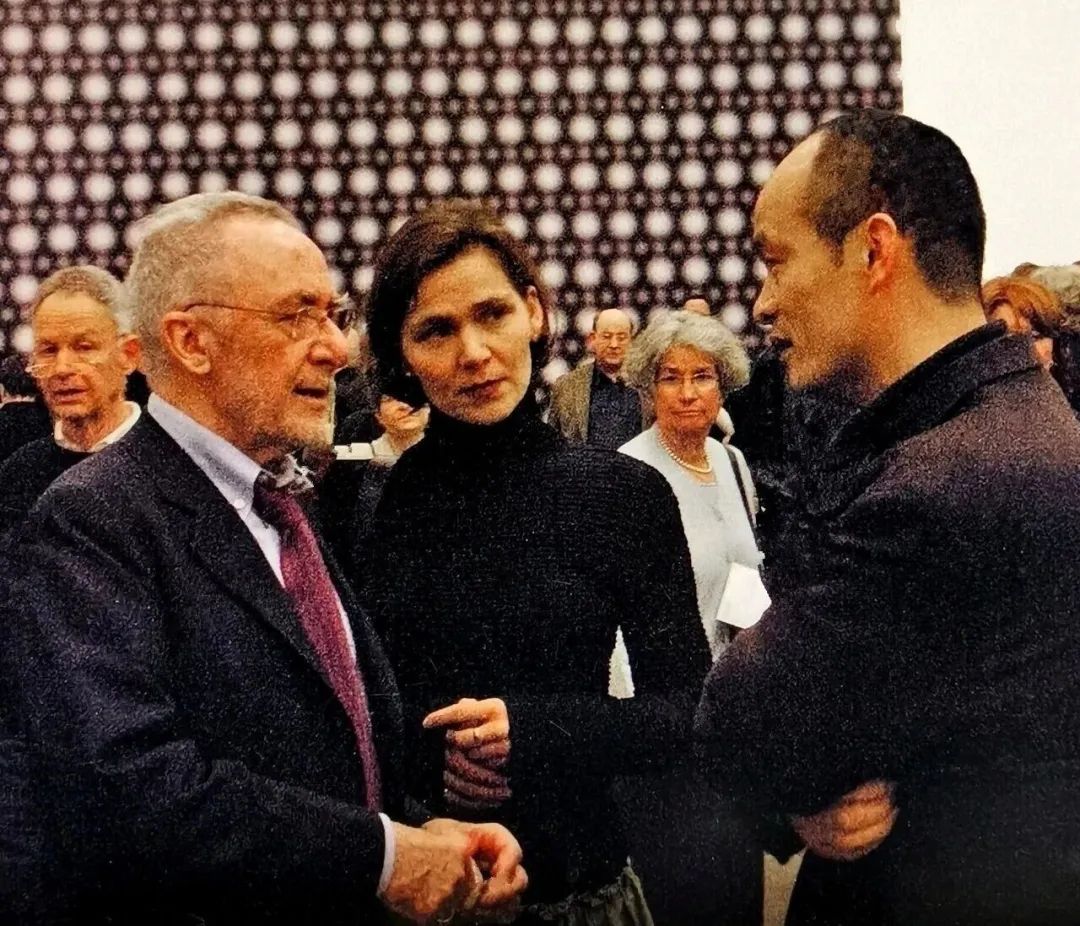 德国艺术家格哈德·里希特夫妇与艺术家任戎 2005年 (里希特的维基百科 Wikipedia)