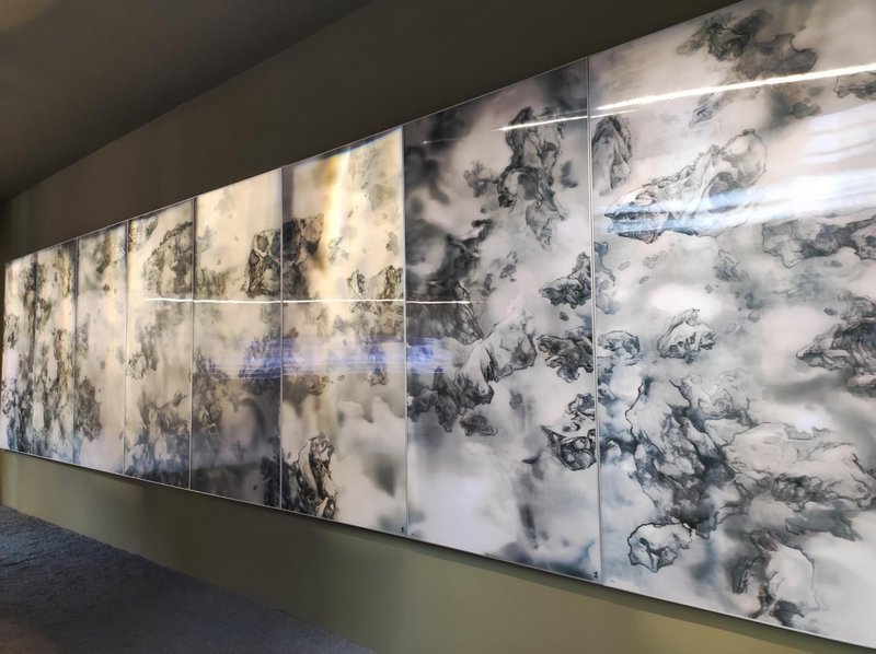 《平行宇宙3》8联3D立体版画 1m&times;2m&times;8m 2023